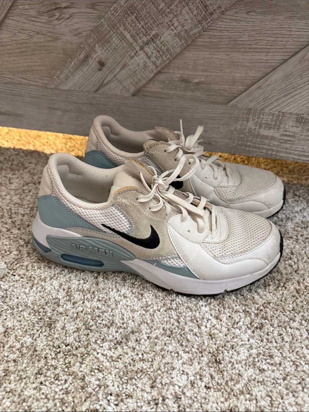 Nike Air Max Sneakers - Cream, Light Blue & Black